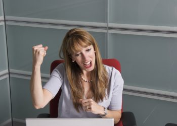 Kisah Sukses Korban Bullying